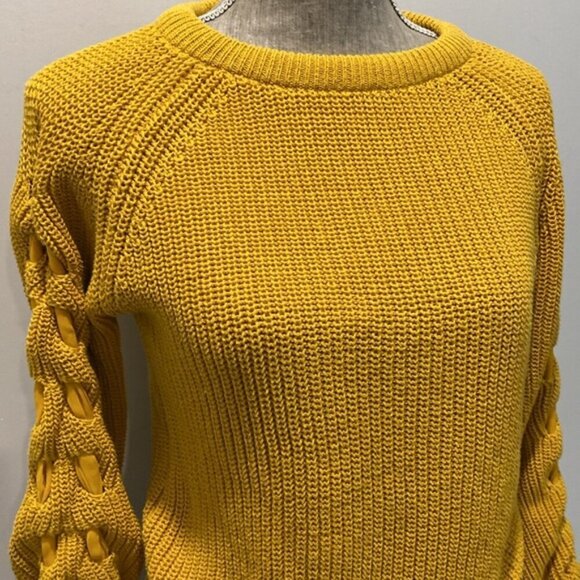 Revamped Yellow Sweater Knit size medium - Picture 7 of 15